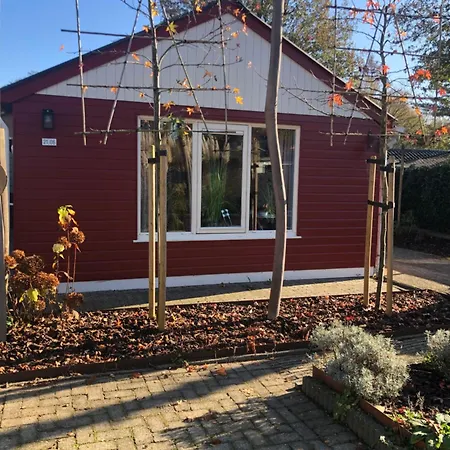 Eekhoorn, Met Barrelsauna Holiday home *