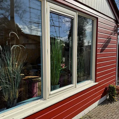 Eekhoorn, Met Barrelsauna Holiday home