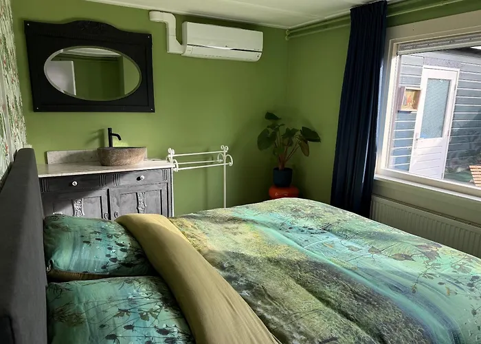 Eekhoorn, Met Barrelsauna Semesterbostad